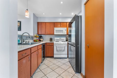 Tiny photo for 10 Ronan Court, Lake In The Hills, IL 60156 (MLS # 12471293)