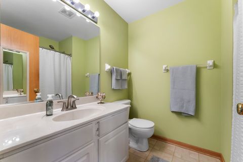 Tiny photo for 10 Ronan Court, Lake In The Hills, IL 60156 (MLS # 12471293)