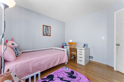 Tiny photo for 10 Ronan Court, Lake In The Hills, IL 60156 (MLS # 12471293)