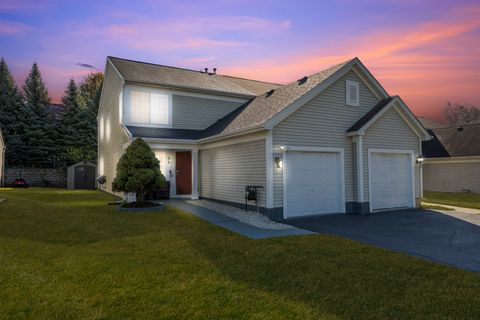 Tiny photo for 10 Ronan Court, Lake In The Hills, IL 60156 (MLS # 12471293)