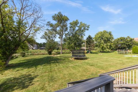 A home in Oakbrook Terrace