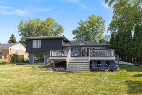 A home in Oakbrook Terrace