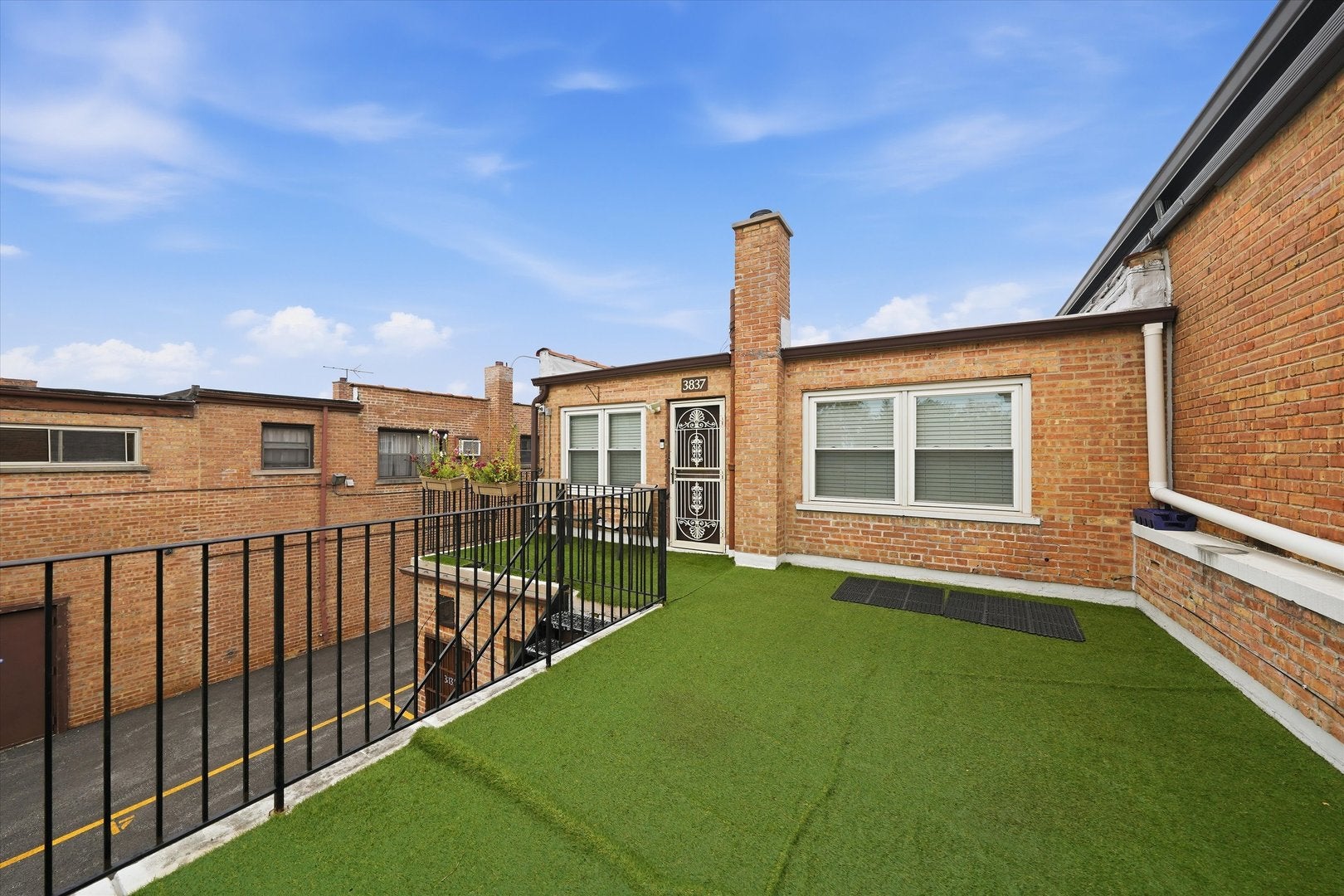3837 W 95th Street