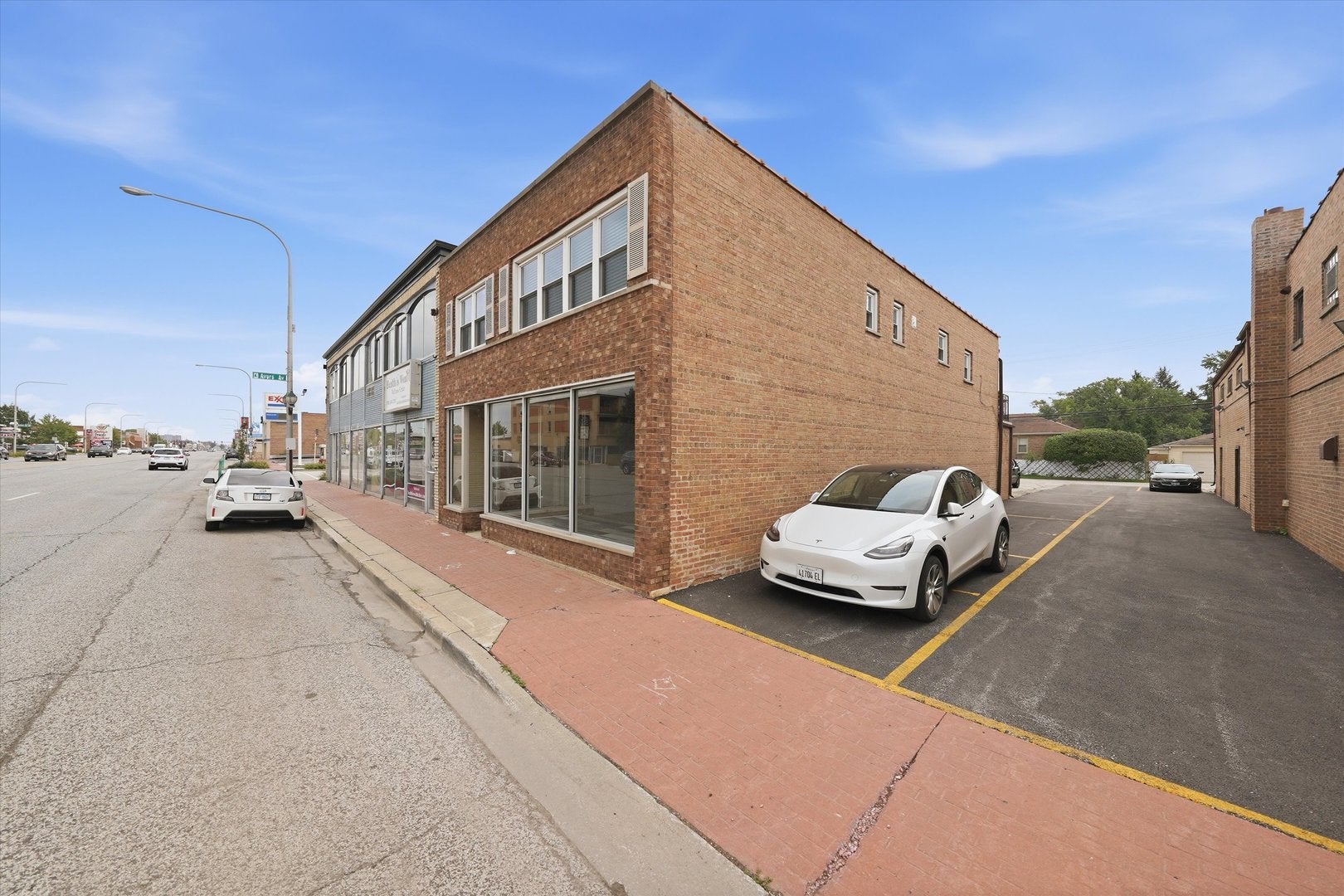 3837 W 95th Street