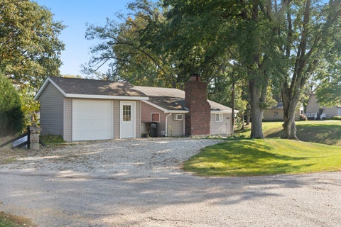 Photo of 195 Lake Warren Drive, Monmouth, IL 61462 (MLS # 12791343)