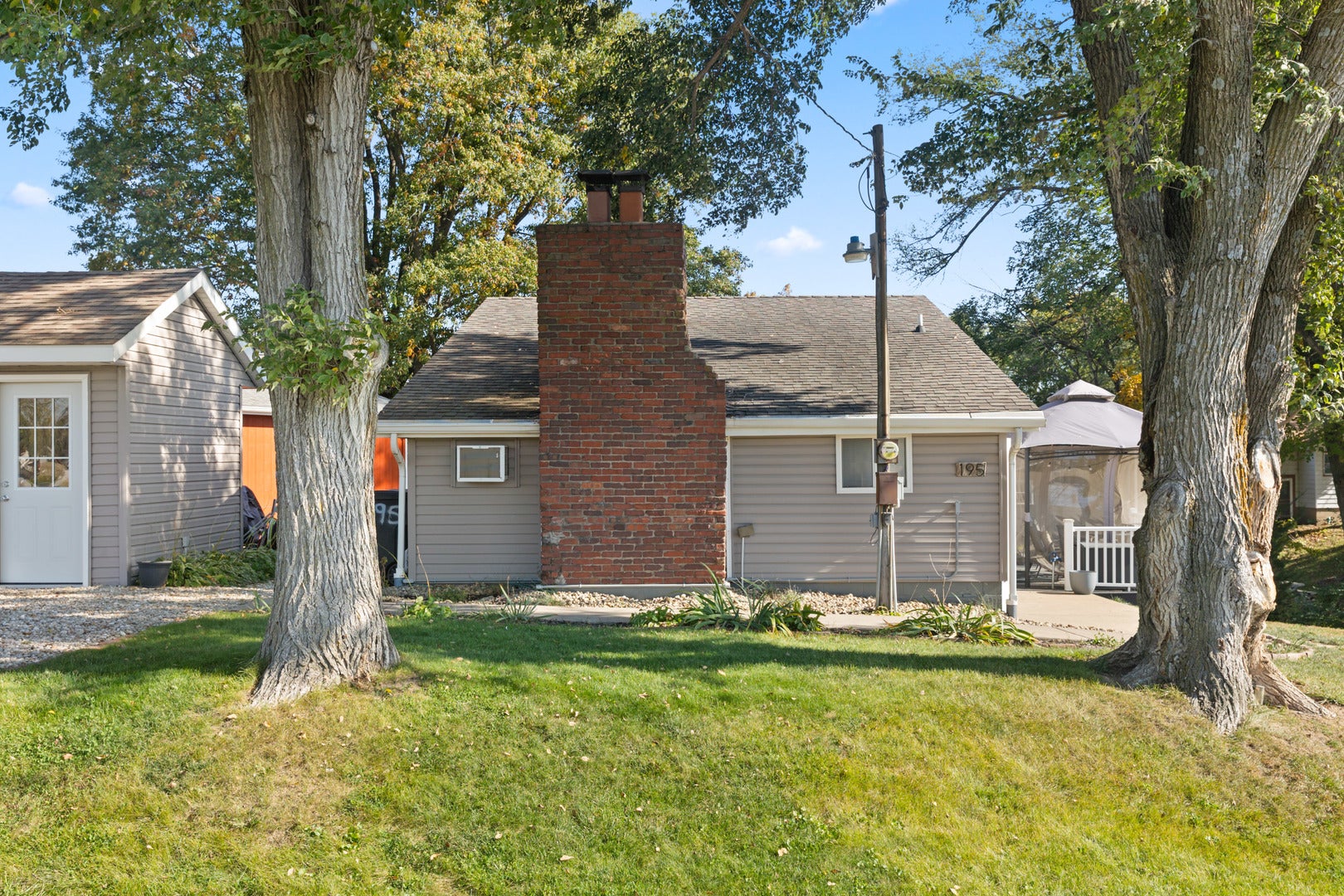 195 Lake Warren Drive