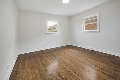 Tiny photo for 7727 New England Avenue, Burbank, IL 60459 (MLS # 12616521)