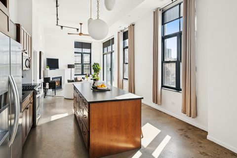 Tiny photo for 3631 N Halsted Street #308, Chicago, IL 60613 (MLS # 12582659)