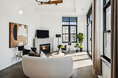 Tiny photo for 3631 N Halsted Street #308, Chicago, IL 60613 (MLS # 12582659)