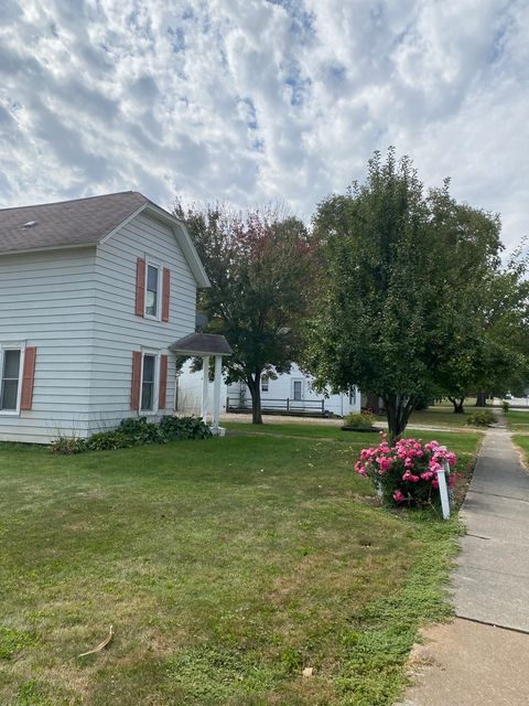 A home in Blue Mound