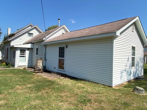 A home in Blue Mound