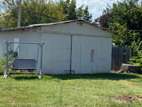 A home in Blue Mound