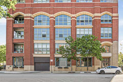 Tiny photo for 2001 S Calumet Avenue #711, Chicago, IL 60616 (MLS # 12662587)