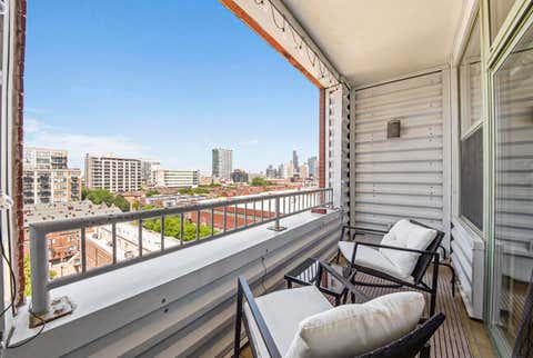Tiny photo for 2001 S Calumet Avenue #711, Chicago, IL 60616 (MLS # 12662587)