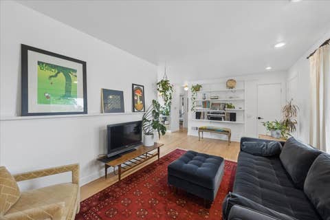 Tiny photo for 1300 Evers Avenue, Westchester, IL 60154 (MLS # 12656965)