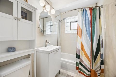 Tiny photo for 1300 Evers Avenue, Westchester, IL 60154 (MLS # 12656965)