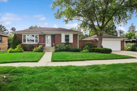 1300 Evers Avenue, Westchester, IL 60154 - #: 12656965