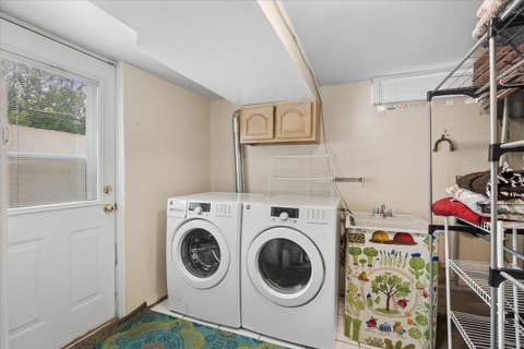 Tiny photo for 1300 Evers Avenue, Westchester, IL 60154 (MLS # 12656965)