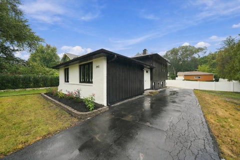 Photo of 340 S Addison Avenue, Lombard, IL 60148 (MLS # 12774505)