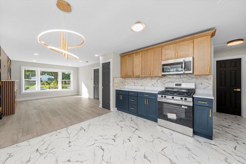 Tiny photo for 16619 Marshfield Avenue, Markham, IL 60428 (MLS # 12496967)