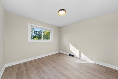 Tiny photo for 16619 Marshfield Avenue, Markham, IL 60428 (MLS # 12496967)