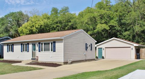 Tiny photo for 1226 Retz Drive, Ottawa, IL 61350 (MLS # 12487339)
