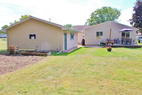 Tiny photo for 1226 Retz Drive, Ottawa, IL 61350 (MLS # 12487339)