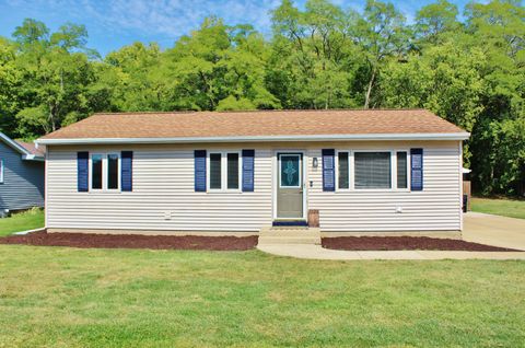 Tiny photo for 1226 Retz Drive, Ottawa, IL 61350 (MLS # 12487339)