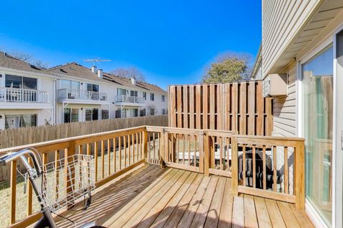 Tiny photo for 116 Raintree Court, Aurora, IL 60504 (MLS # 12571581)