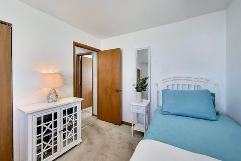 Tiny photo for 116 Raintree Court, Aurora, IL 60504 (MLS # 12571581)