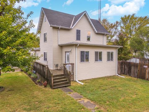 Photo of 301 N Wolf Street, Odell, IL 60460 (MLS # 12490356)