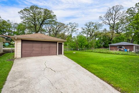 Tiny photo for 15040 Kenton Avenue, Midlothian, IL 60445 (MLS # 12614767)