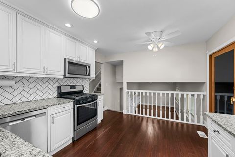 Tiny photo for 15040 Kenton Avenue, Midlothian, IL 60445 (MLS # 12614767)