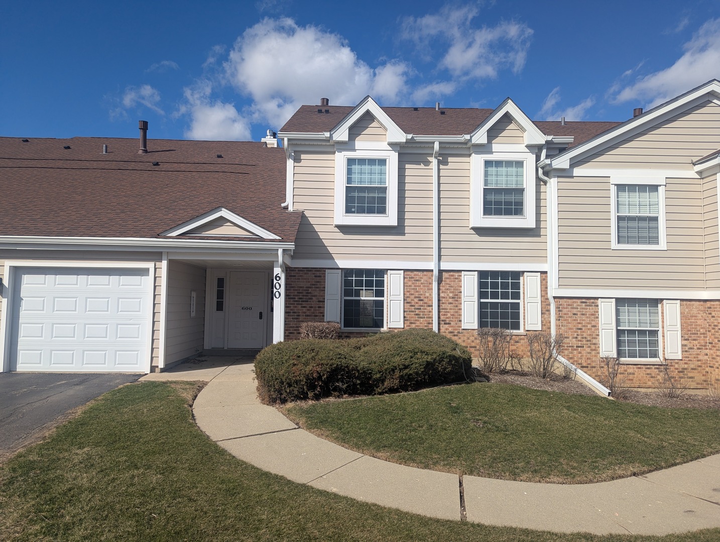 600 Eastview Court X1