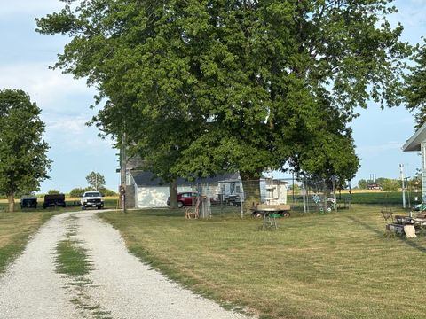 Tiny photo for 1736 N 600 East Road, Gilman, IL 60938 (MLS # 12415009)