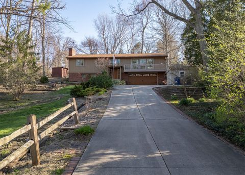 Tiny photo for 3 Heather Lane, Clinton, IA 52732 (MLS # 12549466)