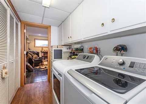 Tiny photo for 3 Heather Lane, Clinton, IA 52732 (MLS # 12549466)