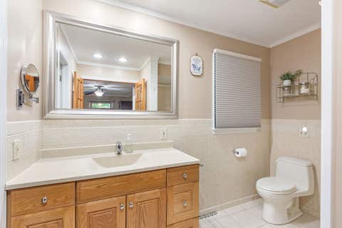 Tiny photo for 1685 Dartmouth Lane, Deerfield, IL 60015 (MLS # 12729185)