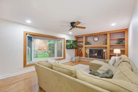 Tiny photo for 1685 Dartmouth Lane, Deerfield, IL 60015 (MLS # 12729185)