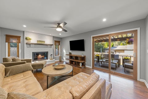 Tiny photo for 850 Glen Crest Drive, Glen Ellyn, IL 60137 (MLS # 12761247)