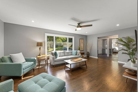 Tiny photo for 850 Glen Crest Drive, Glen Ellyn, IL 60137 (MLS # 12761247)