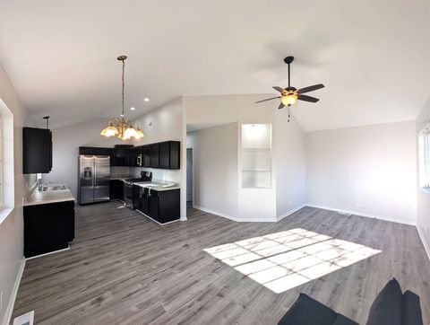 Tiny photo for 39477 N Hickory Avenue, Antioch, IL 60002 (MLS # 12603205)