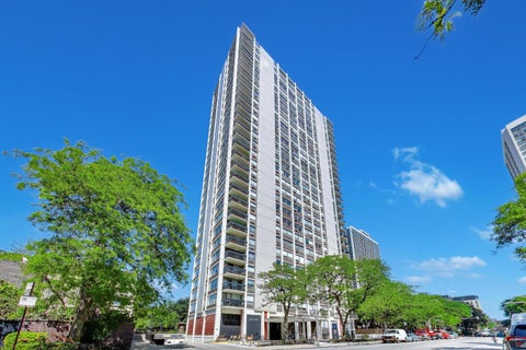 Photo of Chicago, IL 60610 (MLS # 12727241)