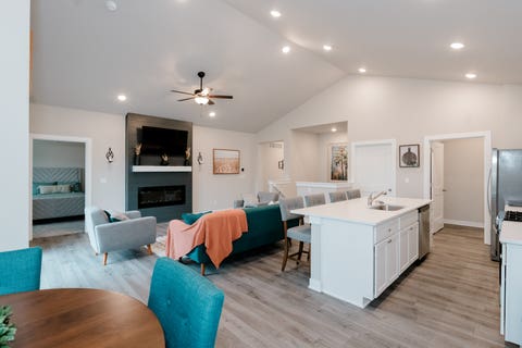 Tiny photo for 6133 Thor Avenue, Davenport, IA 52807 (MLS # 12676458)