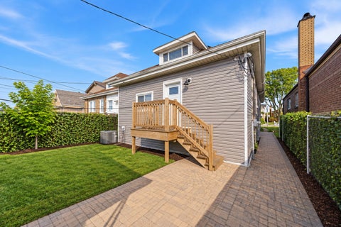 Tiny photo for 6148 S Moody Avenue, Chicago, IL 60638 (MLS # 12773629)