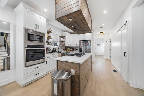Tiny photo for 6148 S Moody Avenue, Chicago, IL 60638 (MLS # 12773629)