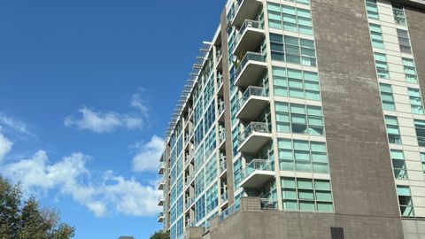 225 S Sangamon Street 304 Chicago IL 60607