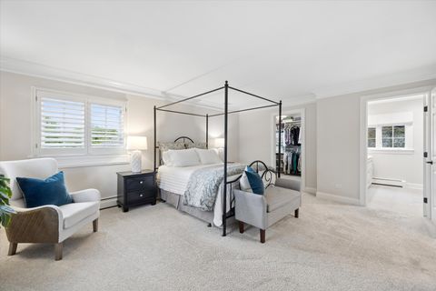 Tiny photo for 698 N Kenilworth Avenue, Glen Ellyn, IL 60137 (MLS # 12632521)