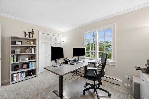 Tiny photo for 698 N Kenilworth Avenue, Glen Ellyn, IL 60137 (MLS # 12632521)