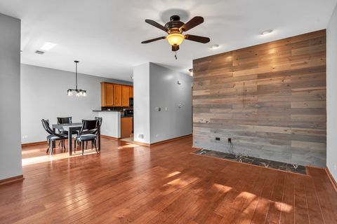 Tiny photo for 2820 Glacier Way #B, Wauconda, IL 60084 (MLS # 12486766)